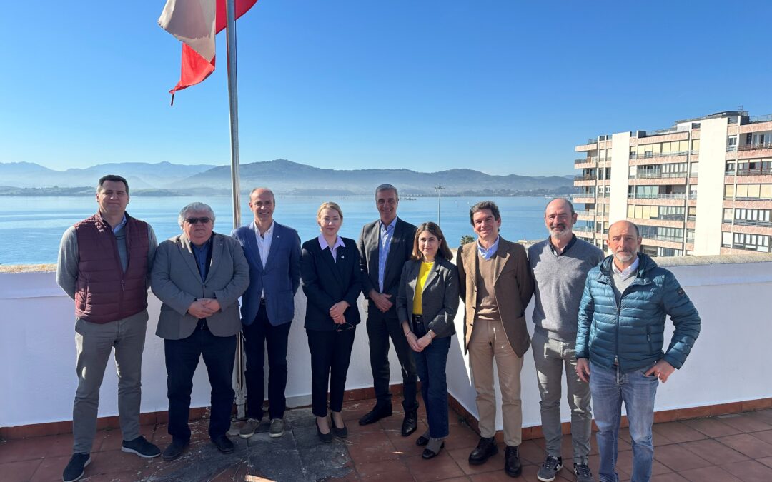 La Consejería de Turismo colaborará con el Clúster Marítimo de Cantabria en el desarrollo de una aplicación móvil con información náutica