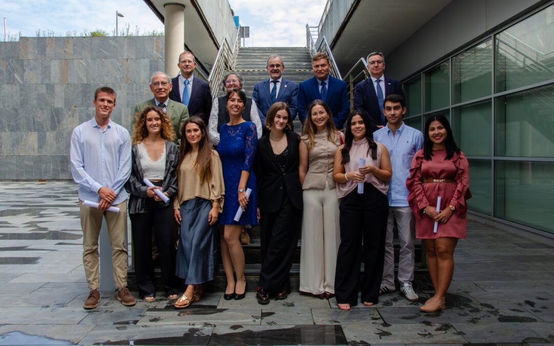 IHCantabria hosted the awards ceremony for the graduates of the IX edition of the Master’s program in Coasts and Ports of the University of Cantabria.