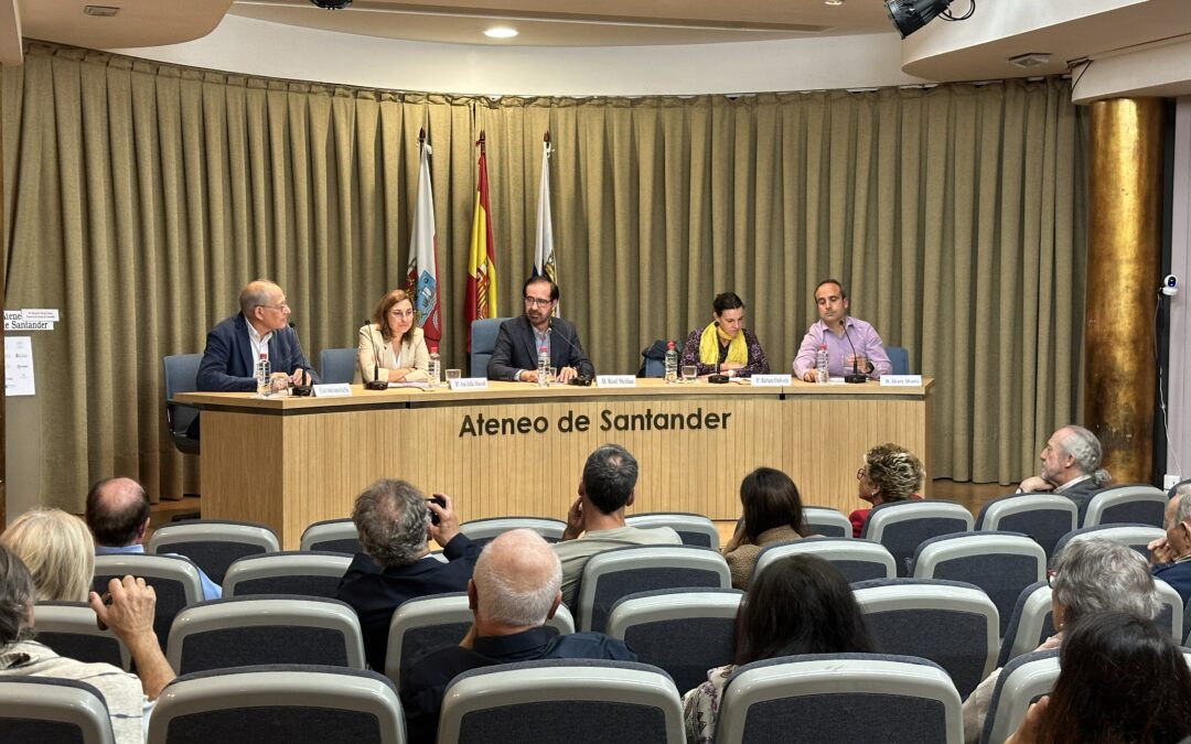 IHCantabria presenta un debate abierto sobre su historia, trabajo, y evolución en el Ateneo de Santander